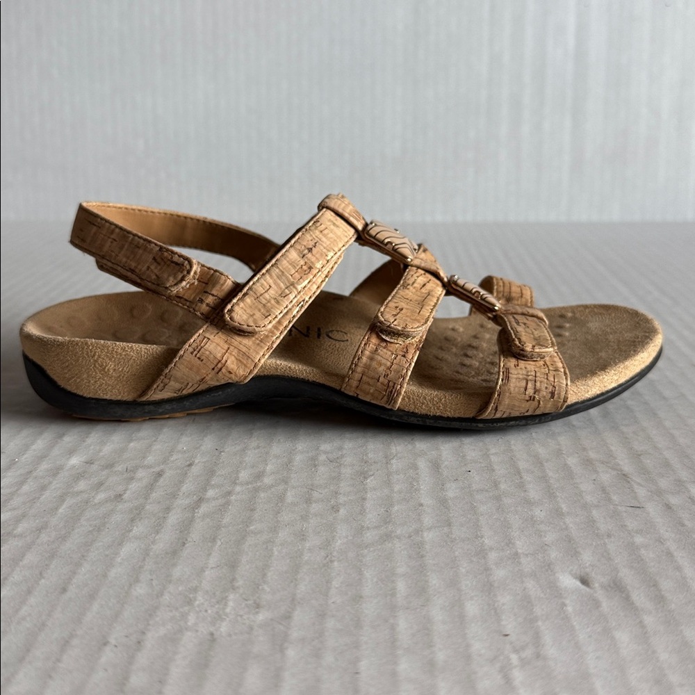 Vionic Amber Sandals In Tan Cork - Picture 6 of 11